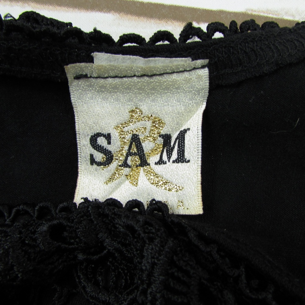 Black Fringe Crop Tank Top BOHO Festival - Picture 4 of 7